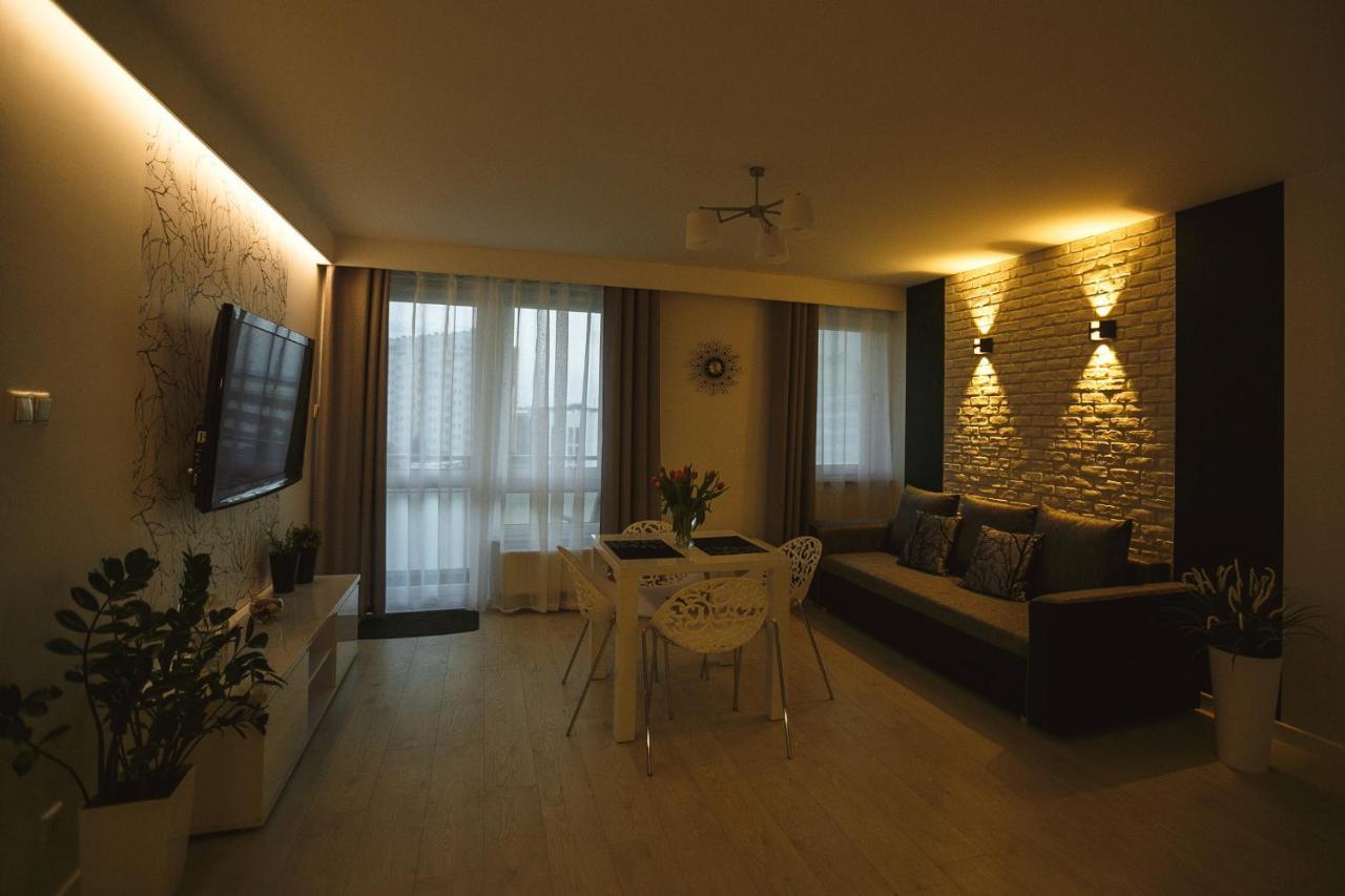 Silver Apart Rzeszów Εξωτερικό φωτογραφία